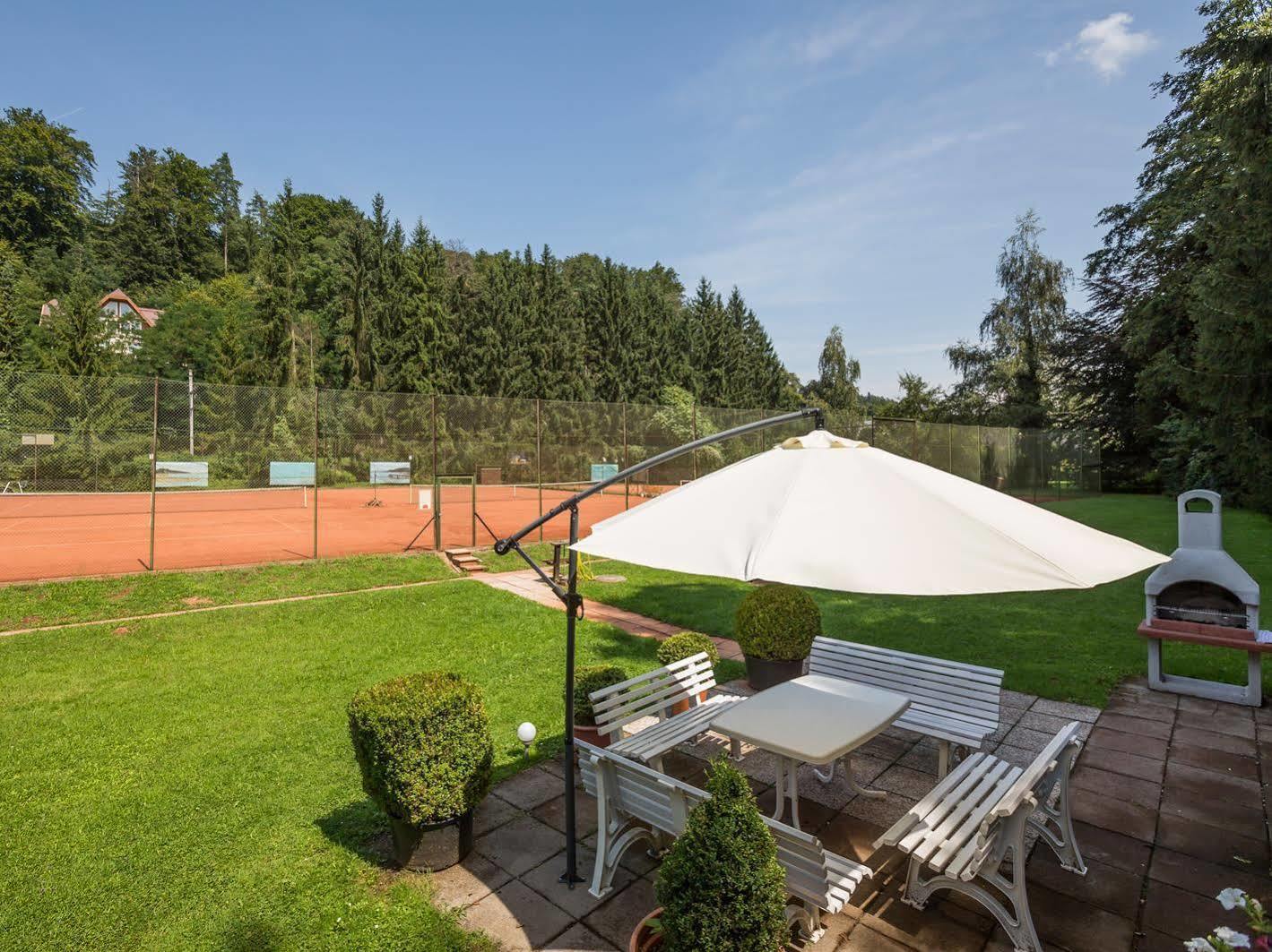 Feel Good Resort Krumpendorf Exterior photo